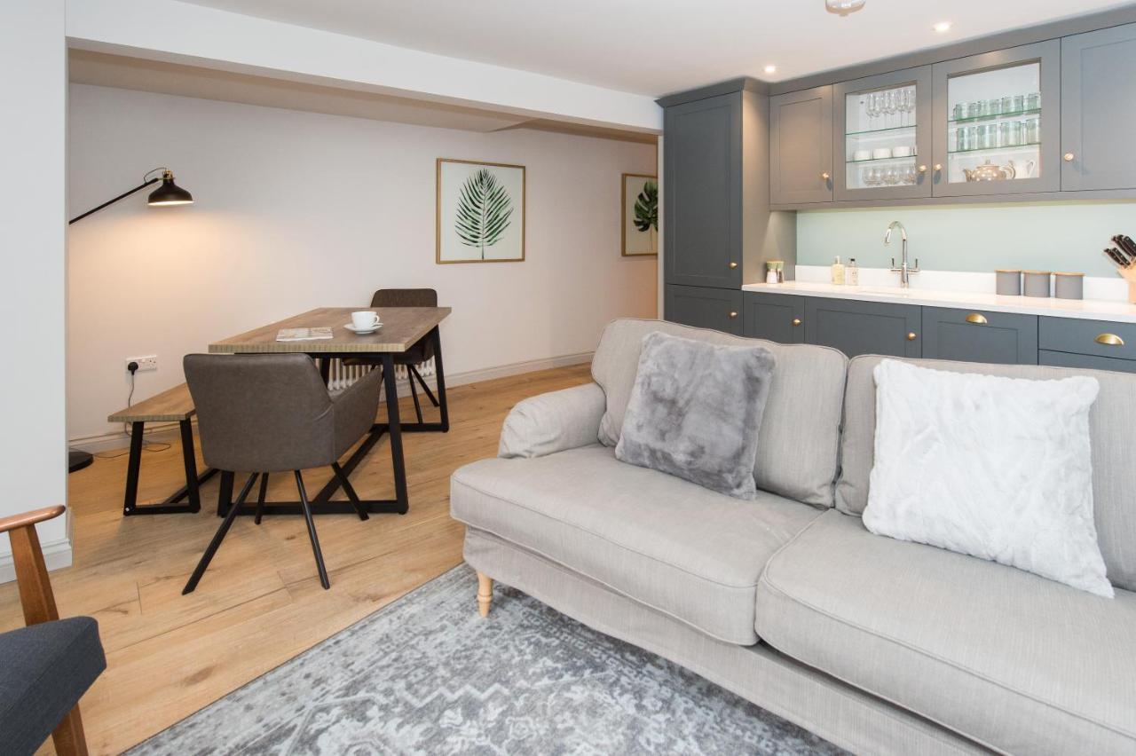 The Burrow By Harrogate Serviced Apartments Exteriör bild